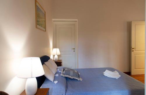 Rione III Colonna Apartment | Sistina 138 Luxury Home