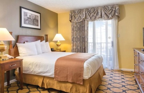 Williamsburg Resort | Sit back and relax -or- go explore Williamsburg !