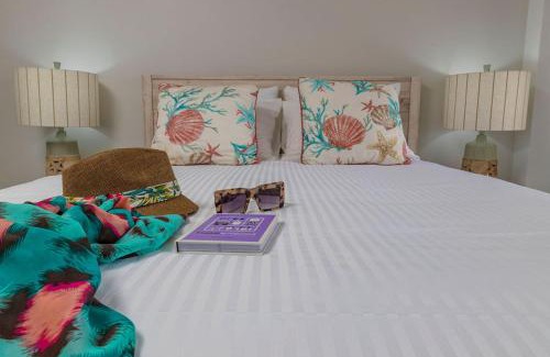 Oranjestad Apartment | Sit Back Relax Your New View To The Harbor Awaits