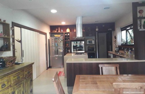 Vargem Grande House | Site with 4 thousand meters for 10 people in Vargem Grande!