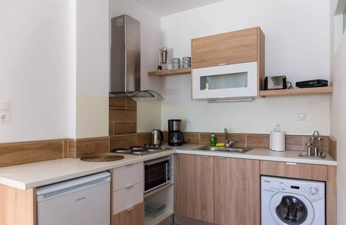 Sitia Apartment | Sitia Old Port studio Blue - 3min walk to beach - AC - WIFI