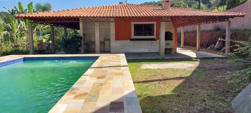Cotia House | Sitio das Araucárias