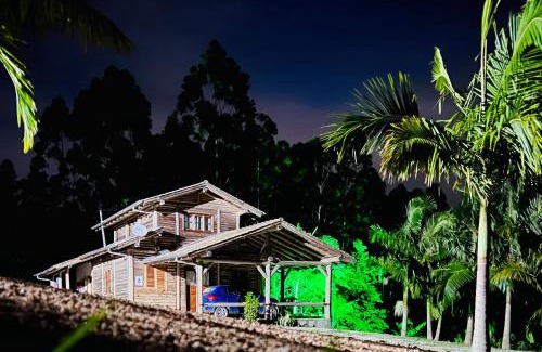 Pedras Grandes House | Sitio do Vô Adelfo