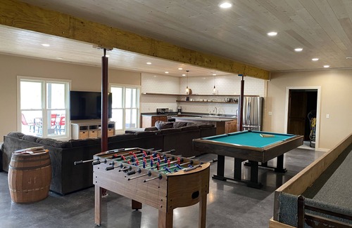 Cook House | Six bedroom, Five 1/2 bath private home on LAKE VERMILION with resort amenities