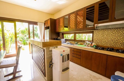 Bukit Villa | SJ4002 - 4 Bedroom Villa in Jimbaran with Rooftop Gazebo