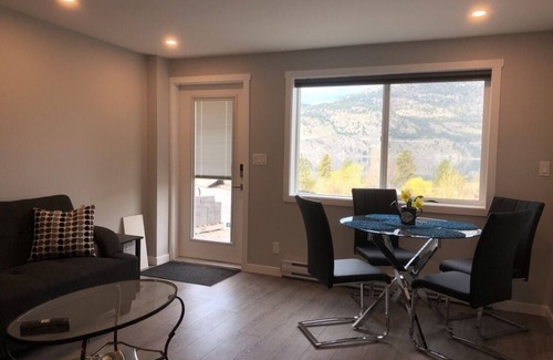 Okanagan-Similkameen Apartment | Skaha Sunset! Ironman Canada route, beautiful, quiet retreat close to the lake.