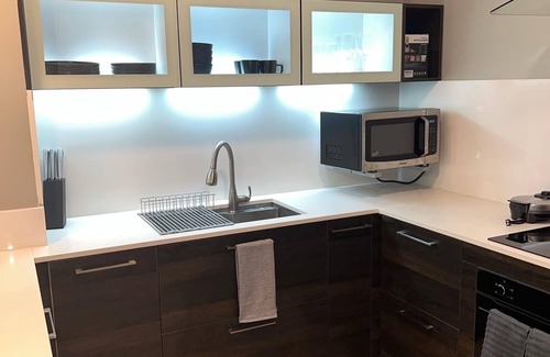 New Kingston Apartment | Skai’s executive suite with pool
