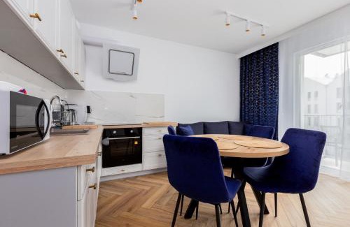 Orunia-St. Wojciech-Lipka Apartment | Skandinavia Deluxe Apartment by BookingHost