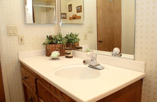 Tahoe Tyrol Ski Chalet | Ski Chalet 2 Bdrm,2 Bath +Loft, Near Heavenly… availability 30 nights plus