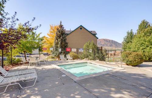 Eden Apartment | Ski, Hike and Relax Eden Condo with Hot Tub Access