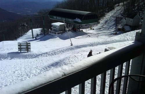 Nellysford Condo | Ski-In/Out, Beautiful Mountain & Valley Views