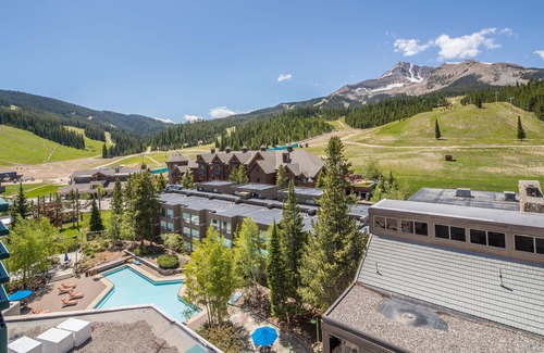 Big Sky Condo | Ski in/out condo w/fireplace, & community pool/hot tub/fitness center - Shoshone with Great Views