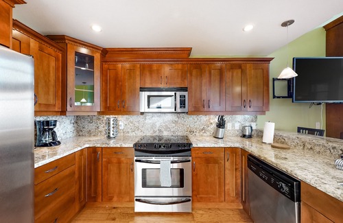 Snow Pine Estates House | Ski-in/out getaway with private hot tub, fireplace, pool table, & grill