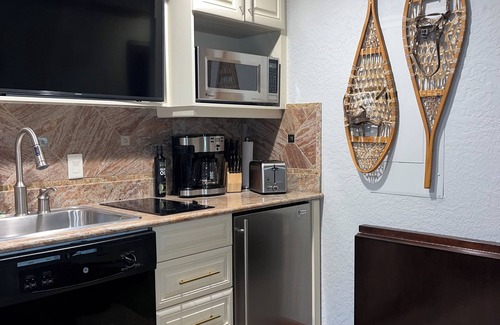 Park City Villa | Ski In/Out Harry Potter Villa w/Ski Run Views & Private Steam Shower!