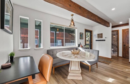 Tahoe Village House | Ski In/Out | Hot Tub & Slopeside Views | Sleeps 4