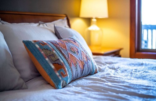Salt Lake Mountain Resorts Apartment | Ski in/out,Pool,Hot Tub,Pool Table - Resort View!