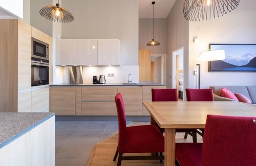 Arc-1800 Apartment | Ski-in/ski-out & foot of the slopes, 7th floor, view mountain, fitness, swimming pool, sauna, hammam