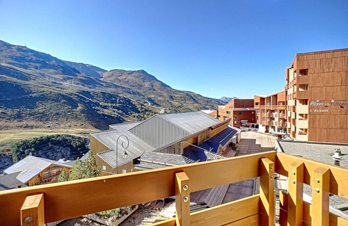 Les Bruyeres Apartment | Ski-In/Ski-Out 1BR Apartment - Mountain Views, Sleeps 4 - Les Menuires