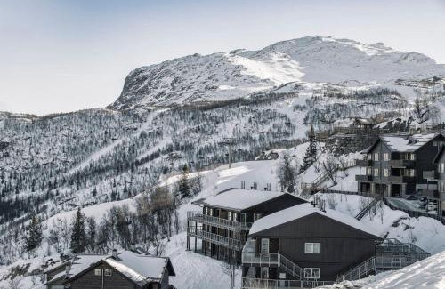 Hemsedal Apartment | Ski in-Ski out and True Mountain Charm