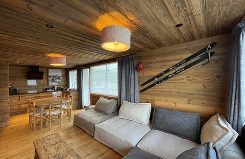 Cohennoz Apartment | Ski-in/ski-out apartment, 3 bedrooms, hammam, wifi, parking - Crest-Voland