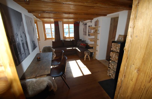 Lenk House | ski in ski out apartment on 1400 Meters altitude (new listing)