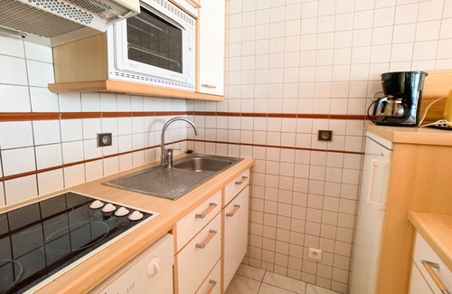 Val Claret Apartment | Ski-In/Ski-Out Apartment with Balcony in Tignes Val Claret