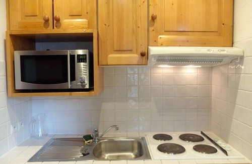 Le Lavachet Apartment | Ski-in/Ski-out Apartment with Balcony in Tignes, 2 Bedrooms, Sleeps 6