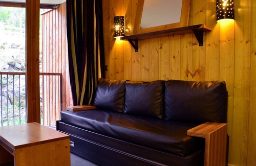 Montchavin Apartment | Ski-in/Ski-out Apt: Balcony, Parking, 7 Min Walk to Shops, Sleeps 4