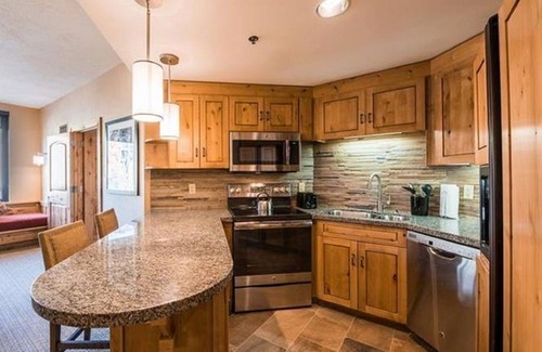 Park City Apartment | Ski In Ski Out At The Largest Resort In The U.S.