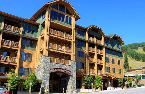 Whitefish Condo | Ski-In/Ski-Out Condo with Valley Views & Hot Tub Access