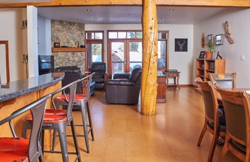 Rossland Condo | Ski in, Ski Out Condo with Hot Tub @ Red Mountain, Rossland