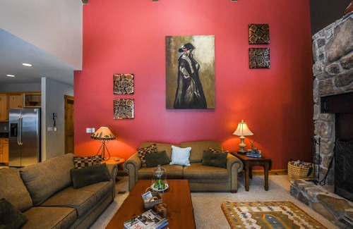 McHenry House | Ski in Ski Out Location with beautiful decor