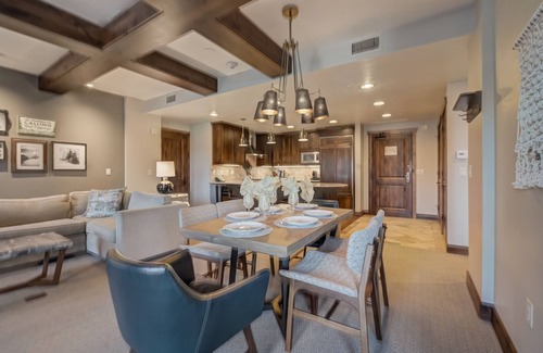 Park City Condo | Ski in/Ski Out Luxury 2BR Condo @ Base of Canyons