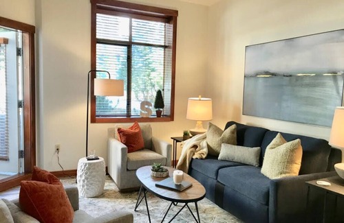 Salt Lake Mountain Resorts Condo | Ski In-Ski Out & Summer Resort at Solitude Mountain