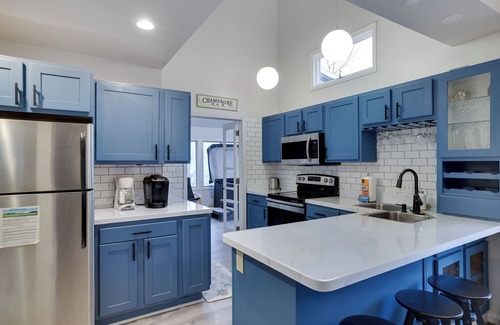 Lake Harmony Estates House | Ski & Lake Retreat: Spacious Home for Families