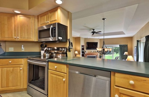 Ludlow Condo | Ski on/off Solitude Condo with Direct Ski Access