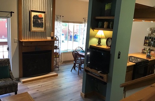 Angel Fire Condo | Ski Season 2024-2025 is here! Check out our super low rates. Book now!