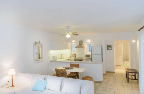 Kanapitsa Apartment | Skiathos Holidays Two-Bedroom Suite