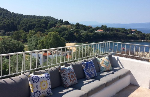 Kolios Villa | Skiathos Villa with Private Pool overlooking Beach