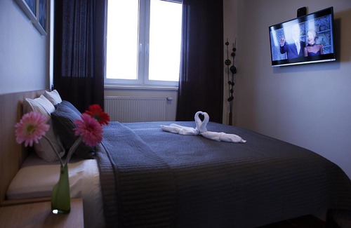 Prague 9 Apartment | Sky Apartment Rezidence Eliska Tower
