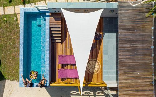 Atins House | Sky Atins Rooftop