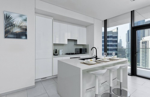 Downtown Dubai Apartment | Sky-High Panoramic Apt w/Iconic Burj Khalifa Vws