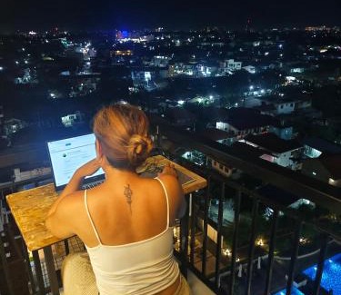 Basak Apartment | Sky High Suites Royal Ocean Crest Mactan