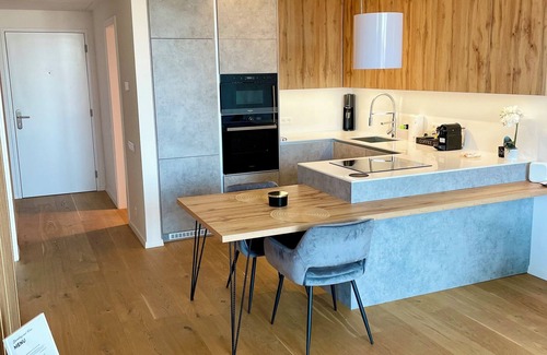 Old Town Apartment | SKY PARK - Luxury Apartment - Free Parking