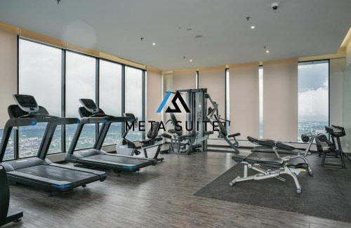Shah Alam Apartment | Sky pool 4 star hotel grade stay in i-City