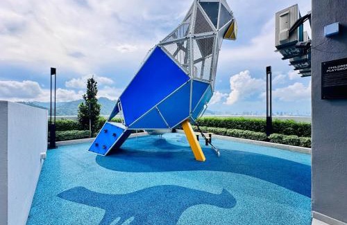 Kampung Sungai Nibong Apartment | Sky Pool Luxury Stay Sea View Bayan Airport