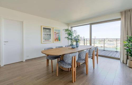 Ostend City Centre House | Sky Tower II - Modern Stay with Panoramic Views