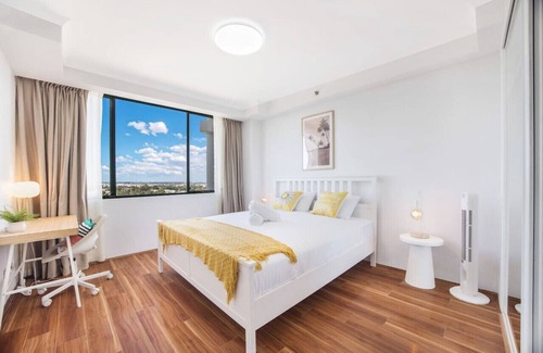 Hurstville Apartment | Sky-view 2B2B1G in Hurstville -1 min to Westfield