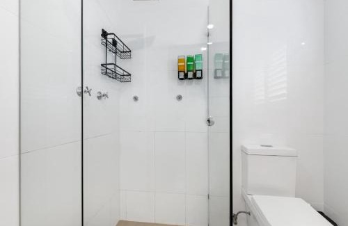 Malua Bay Apartment | Skyes Beach House - Downstairs Accommodation