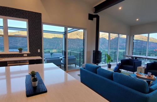 Trimble Villa | SKYHOUSE BASECAMP modern+views+explore+adventuren